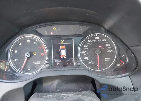 2010 Audi Q5 3.2 Premium z USA, uszkodzony, nr VIN WA1LKAFP9AA005365